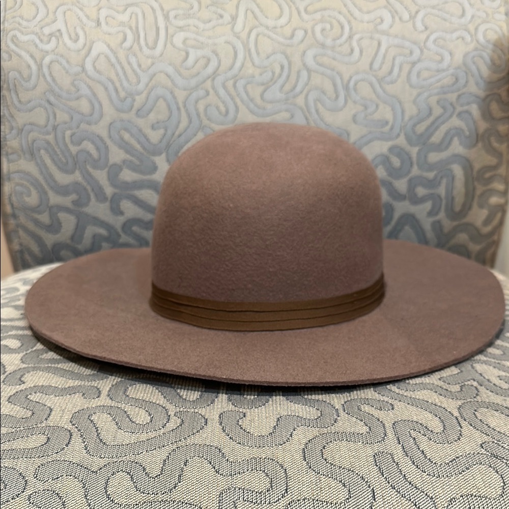 Elegant Brown Wide-Brim Hat